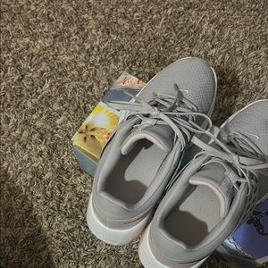 Nike Women's Gray Sneakers